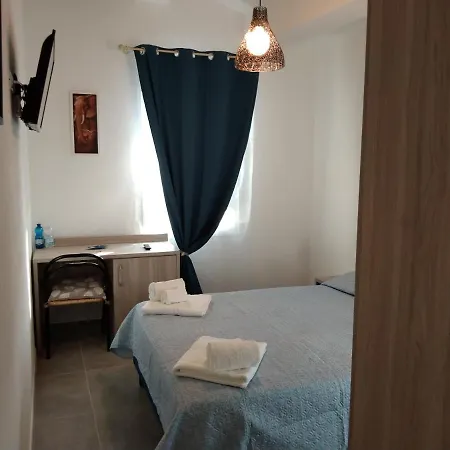 Angi 3*