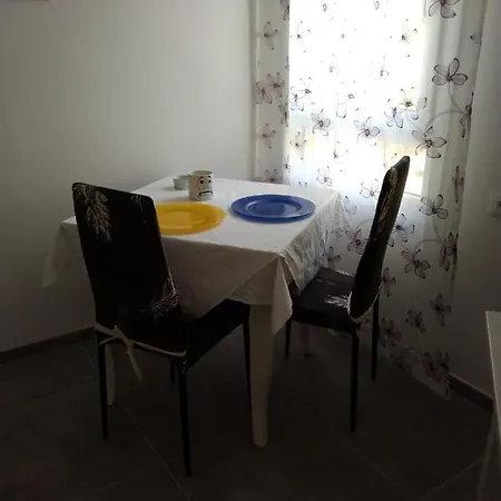 Angi Bed and Breakfast